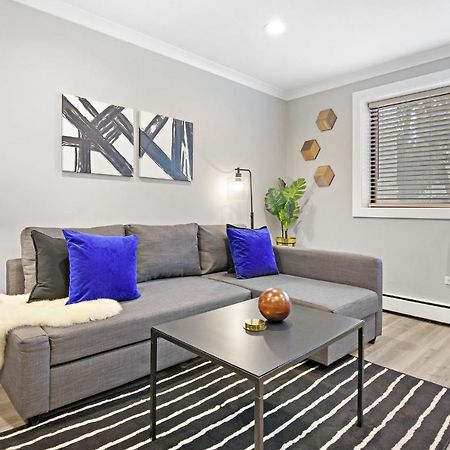 Sophisticated Studio Apartment With Modern Kitchen - Oakdale Od2 Rep Chicago Extérieur photo