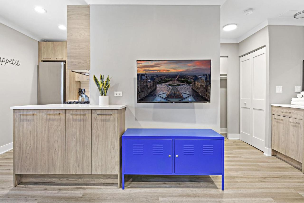 Sophisticated Studio Apartment With Modern Kitchen - Oakdale Od2 Rep Chicago Extérieur photo